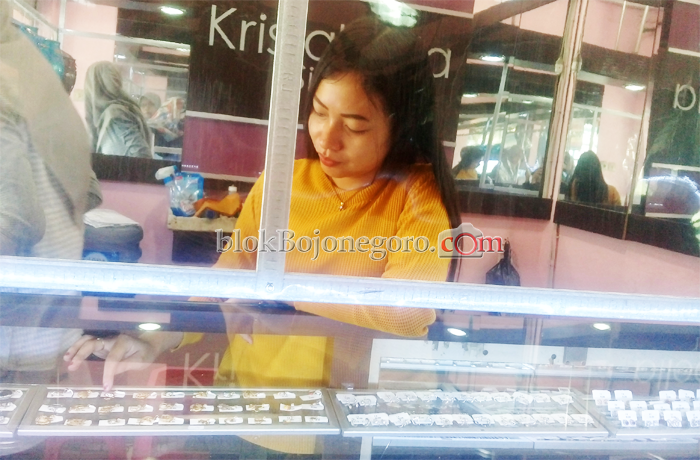 Strategi Jual Emas Saat Harga Sedang Tinggi