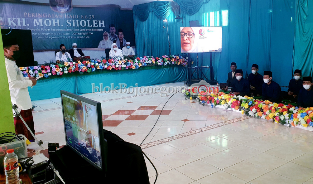 Bupati Anna Hadir di Haul Mbah Sholeh Lewat Virtual