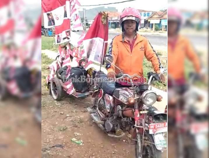 Kendarai Motor Butut, Warga Bojonegoro Nekat Temui Presiden Jokowi