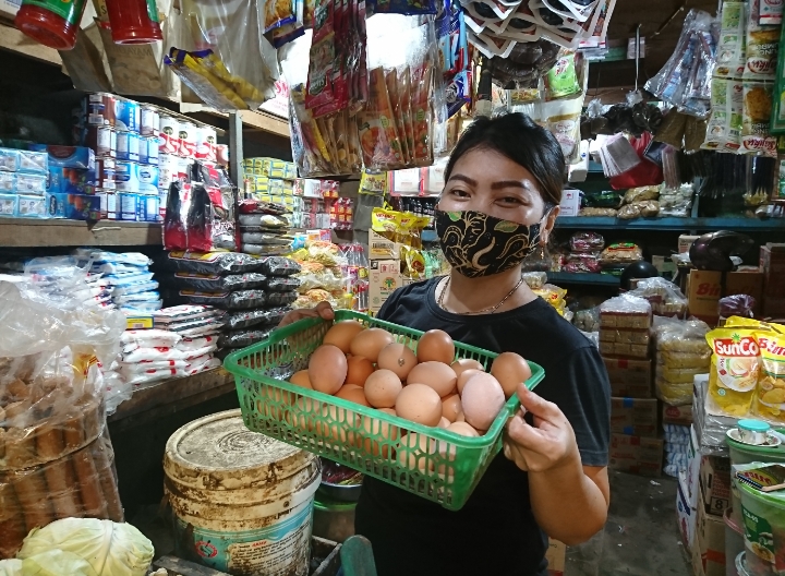 Harga Telur Ayam Turun Drastis