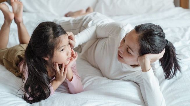 Psikolog: Orangtua Tak Perlu Lakukan Persiapan Khusus Saat Bonding dengan Anak!