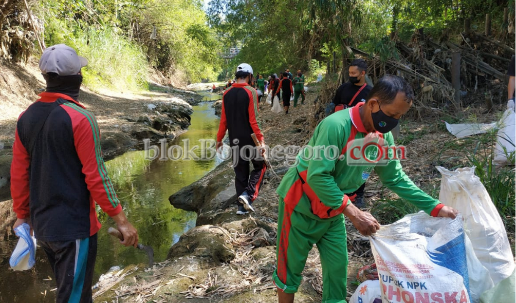 DLH Bojonegoro Ajak Masyarakat Peduli Lingkungan, Tak Buang Sampah di Sungai
