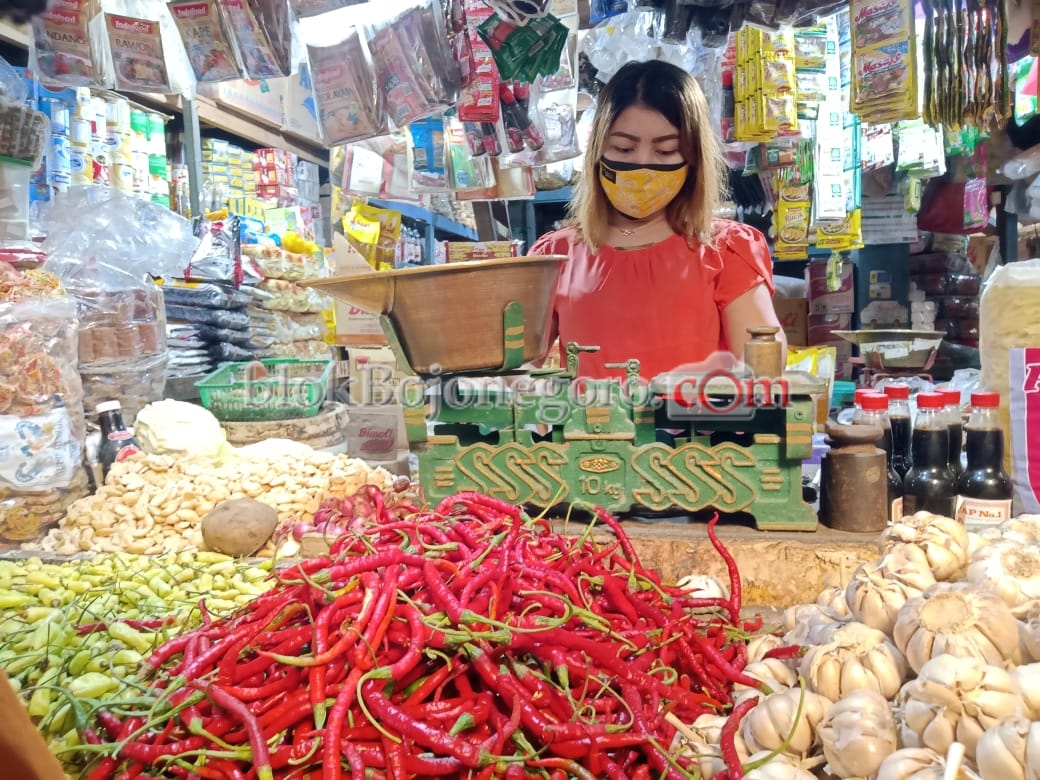 Harga Cabai Rawit Alami Penurunan 35%