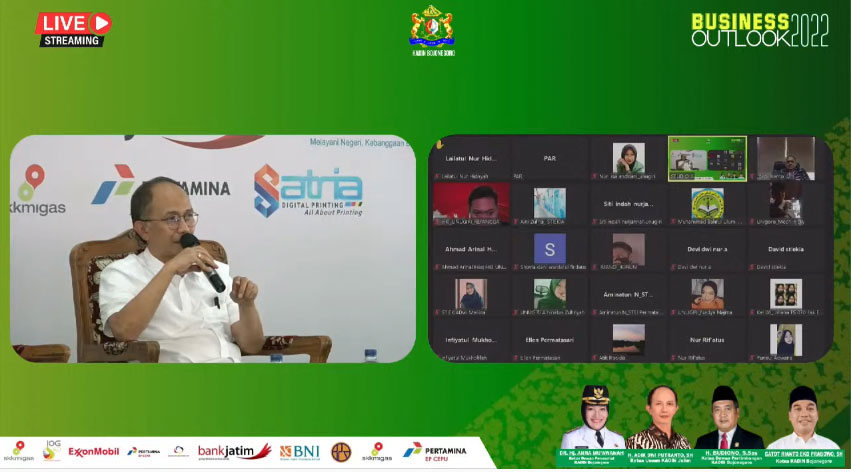 Ketua Umum KADIN Jatim Menjadi Narasumber Webinar