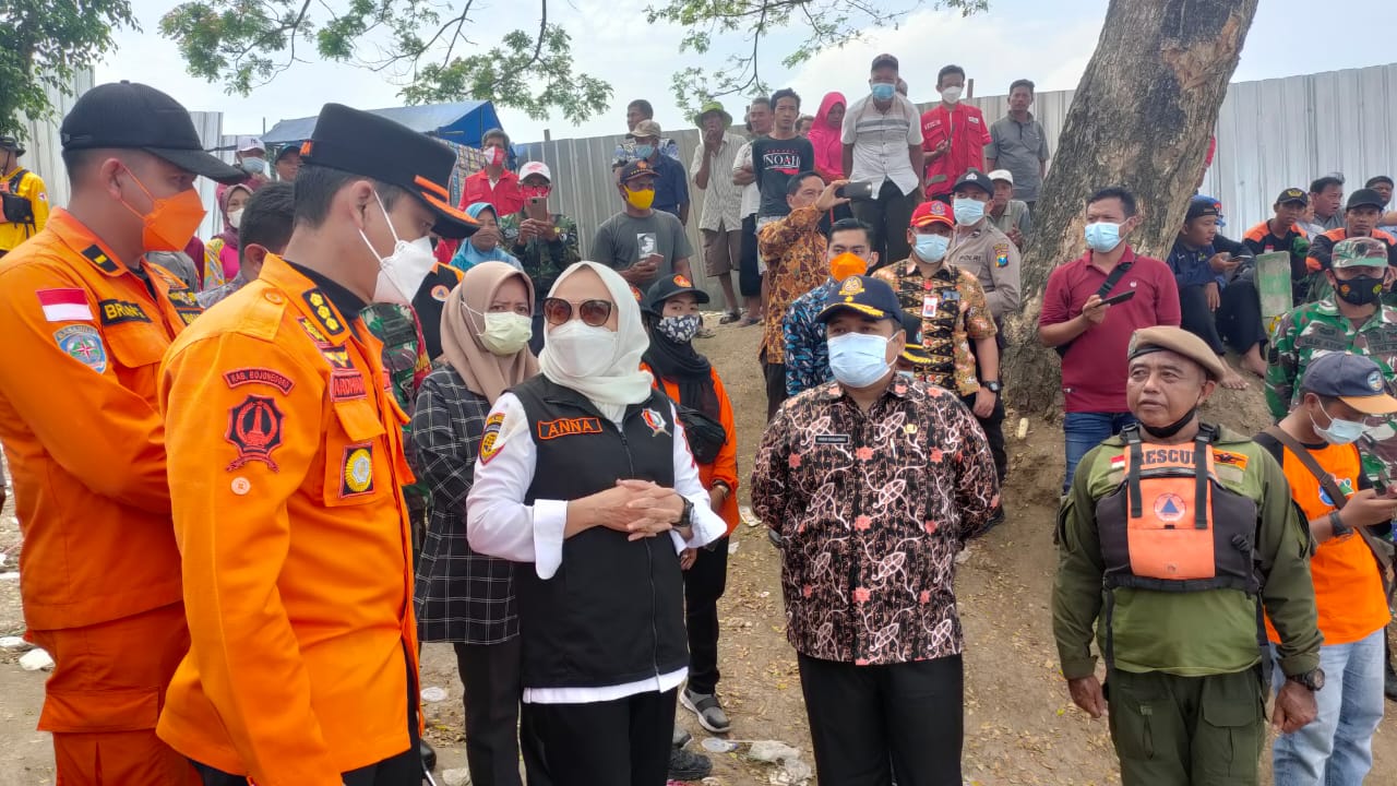 Bupati Bojonegoro Kunjungi Lokasi Insiden Perahu Tenggelam di Bengawan Solo