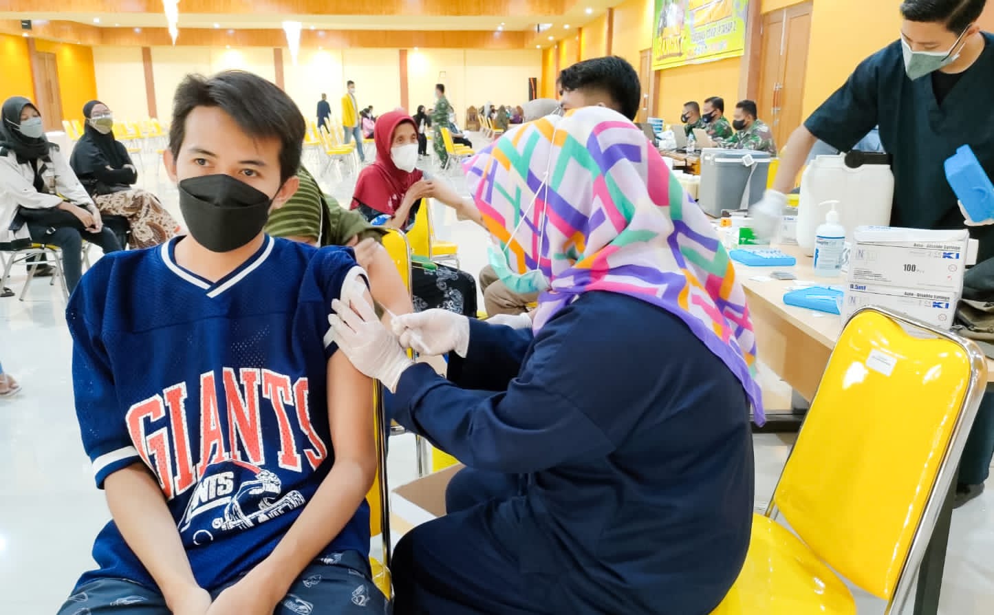 Hari Pahlawan, Kodim dan Dinkes Sukseskan Serbuan Vaksinasi