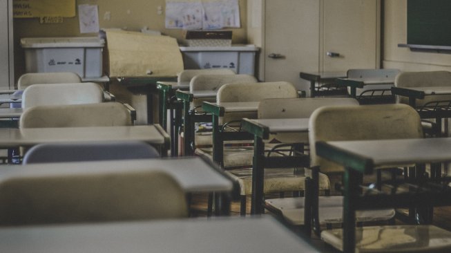 Ragam Penyebab Anak Bolos Sekolah, Benarkah Salah Satunya Antisosial?
