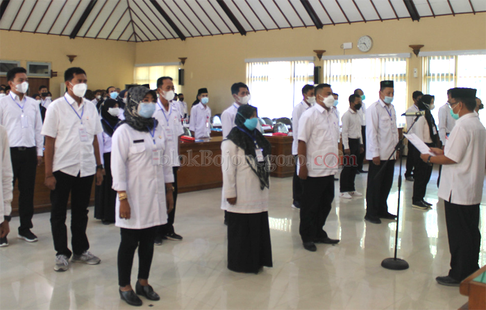 Ketua PMI Bojonegoro Lantik 28 Pengurus PMI Kecamatan