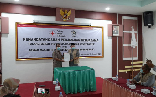 Sinergi Peduli Kemanusiaan, PMI dan DMI Tandatangani MoU