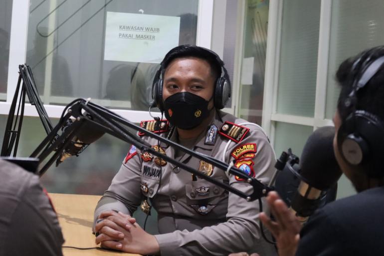 Melalui Radio, Kasatlantas Kampanyekan Tertib Lalu Lintas