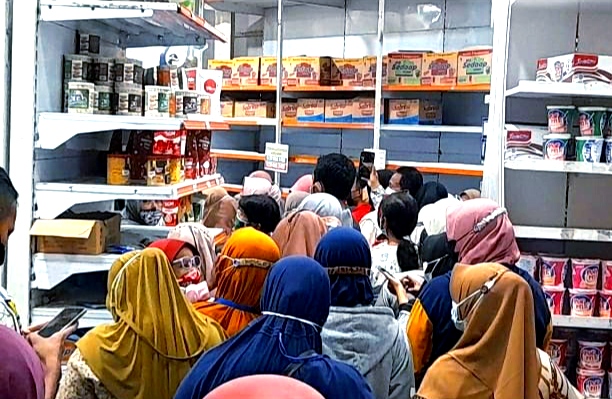 Benarkah, Belanja Rp200 Ribu Baru Bisa Beli Minyak Goreng 2 Liter?