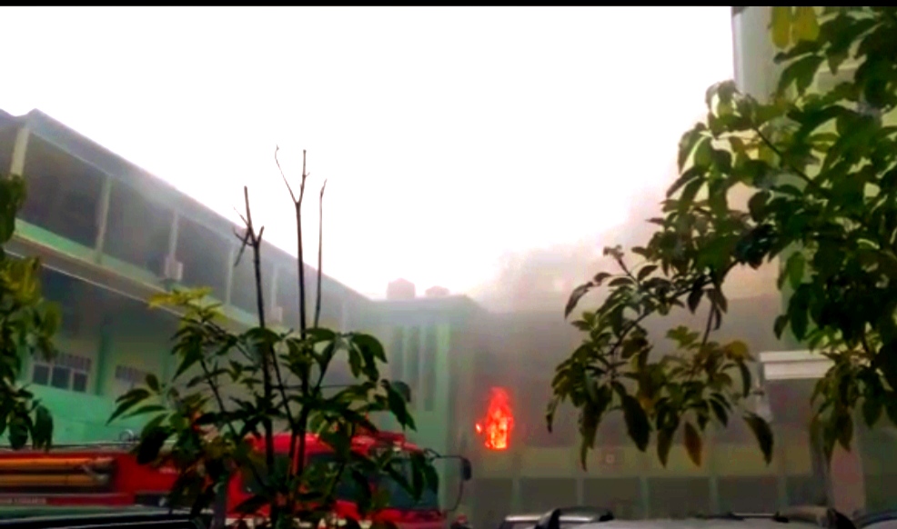 Ruang Laboratorium BK UNUGIRI Terbakar, Kerugian Ditaksir 25 Juta Rupiah