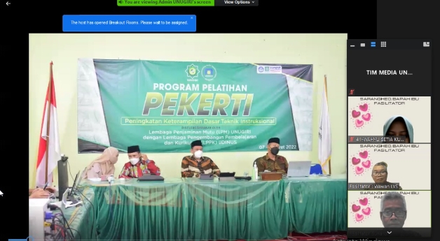 Pantun Kreatif Tutup Rangkaian Lokakarya Pekerti Udinus-Unugiri