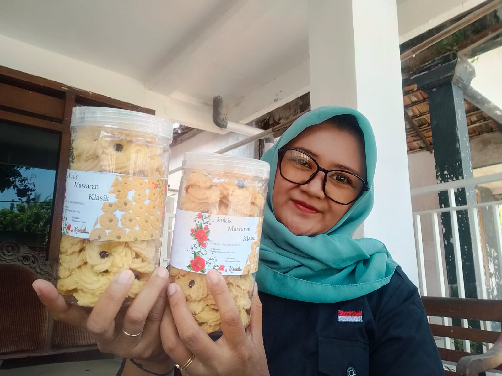 Jelang Lebaran, Produsen Kue Kering Banjir Pesanan