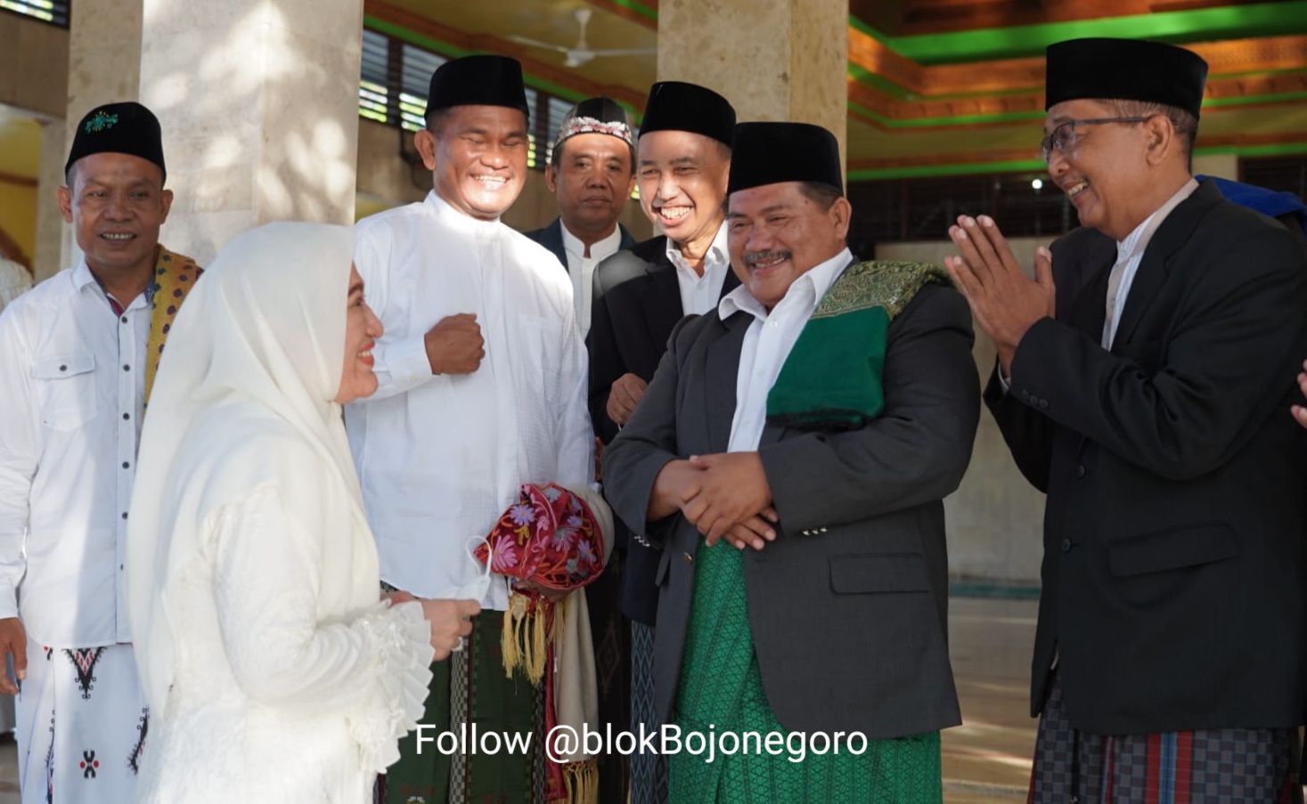 Bupati Bojonegoro dan OPD Salat Id di Masjid Baabus Shofa