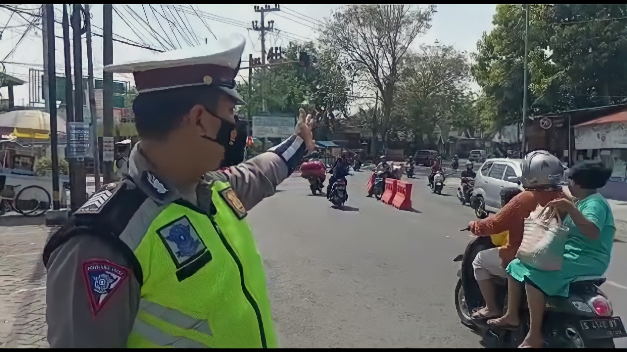 Ruas Jalan Baureno-Padangan Padat Lancar, Ini Strategi Lalu Lintas Satlantas