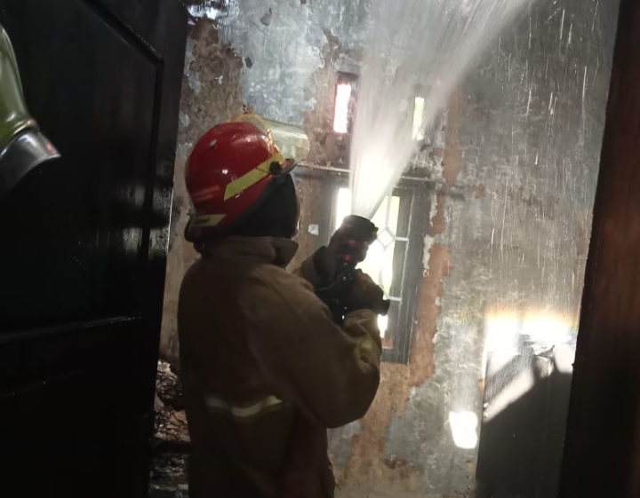 Lagi, Akibat Korsleting Listrik, Rumah Warga Banjarejo Terbakar