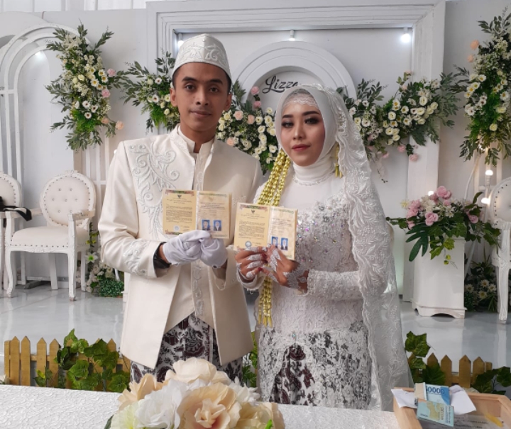 Mbak Lizza, Reporter blokBojonegoro.com Lepas Lajang