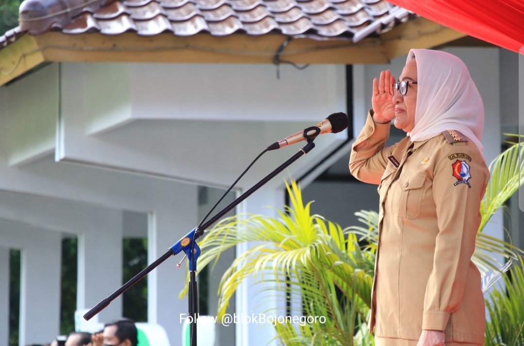 Bupati Pimpin Apel Pagi Usai Libur Lebaran