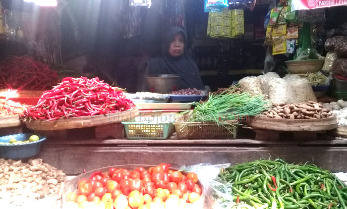 Setelah Cabai, Giliran Harga Tomat Naik