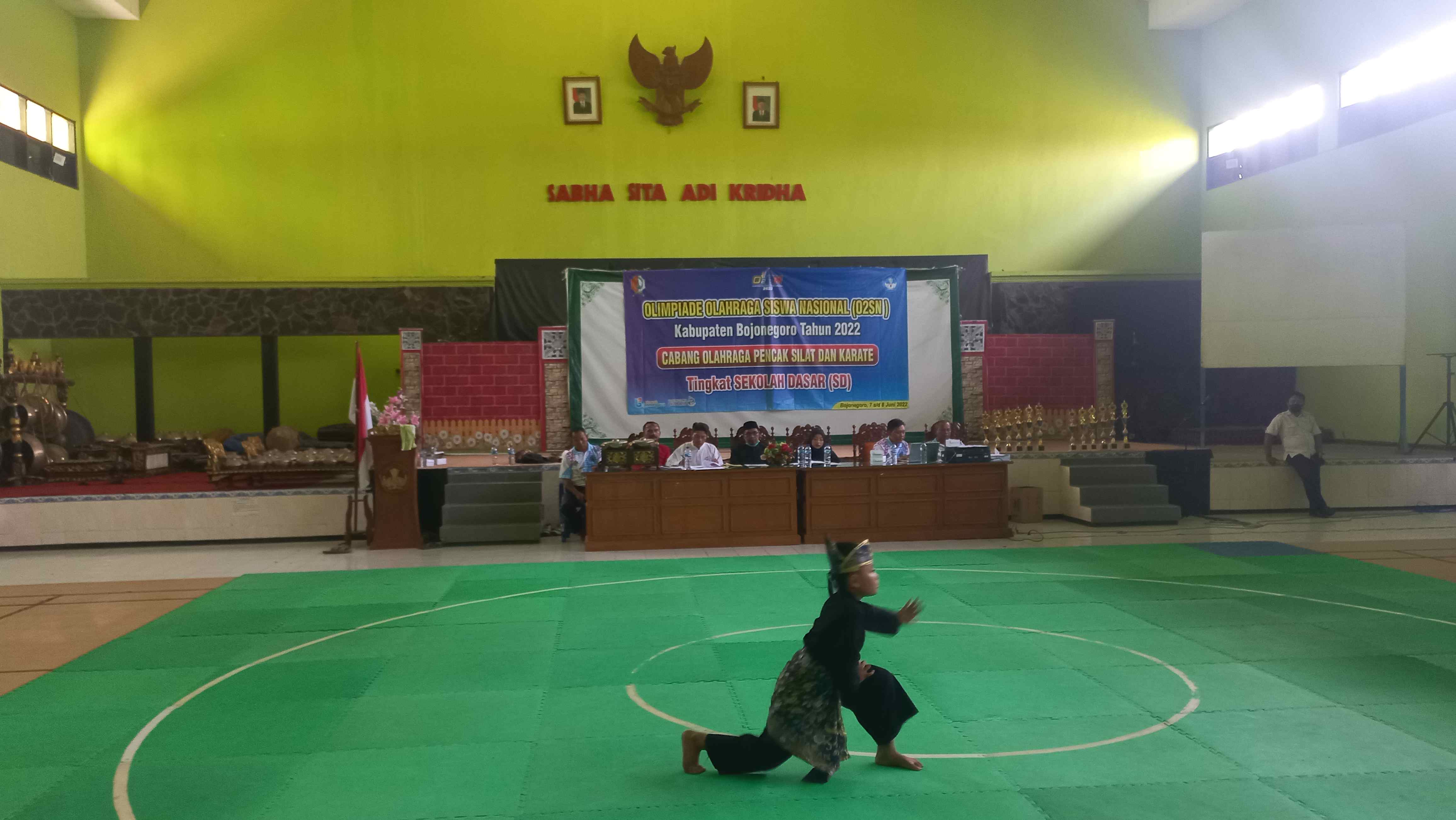 O2SN Cabor Silat Bojonegoro Dimeriahkan 35 Siswa SD