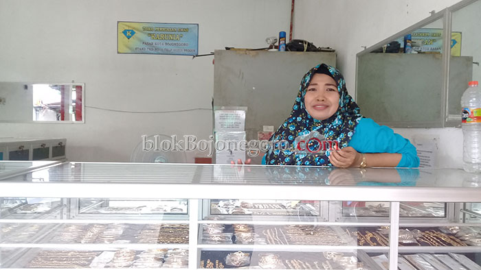 Harga Emas 24 Karat Antam Terus Alami Kenaikan