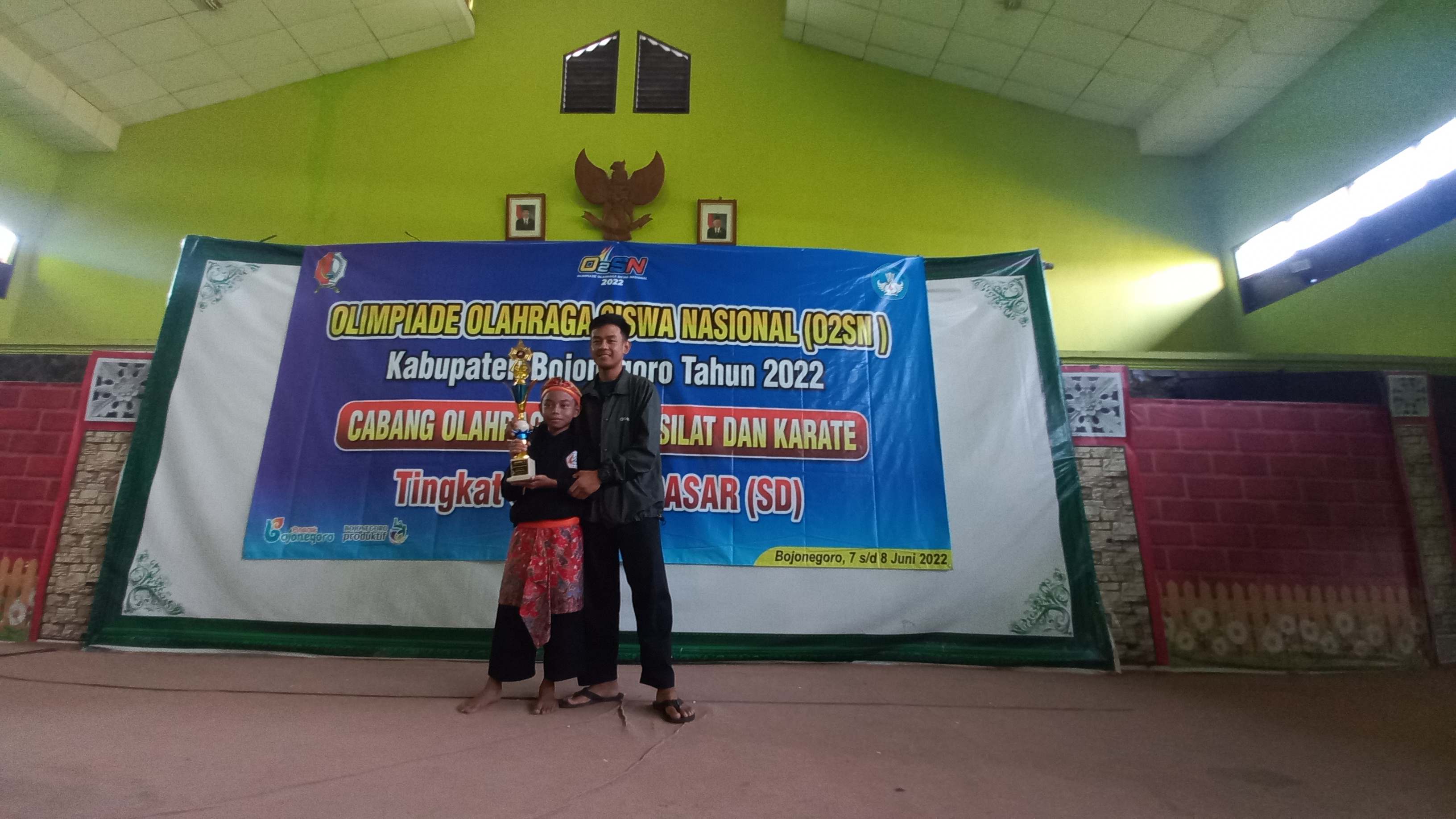Furqon, Juara 1 O2SN SD: Senang, Grogi, Tapi Lega