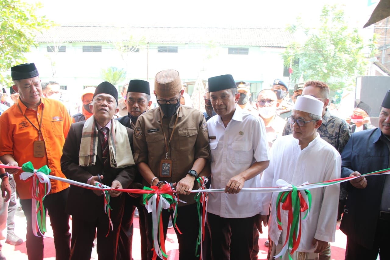 Resmikan La-Royba Mart, Menparekraf RI Berharap Bisa Tingkatkan Ekonomi Rakyat