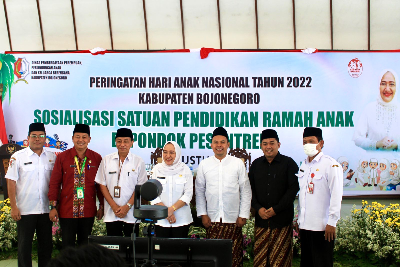 Peringatan HAN, Pemkab Bojonegoro Sosialisasikan Pendidikan Pesantren Ramah Anak