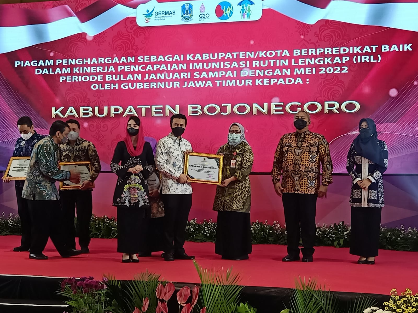 Capai Target Imunisasi, Dinkes Bojonegoro Terima Penghargaan Gubernur Jatim