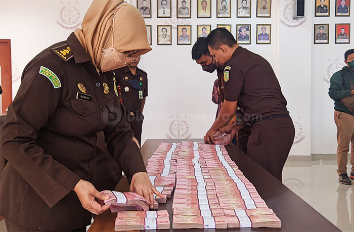 Kejari Bojonegoro Eksekusi Uang Pengganti Perkara Tipikor Mantan Bupati Bojonegoro