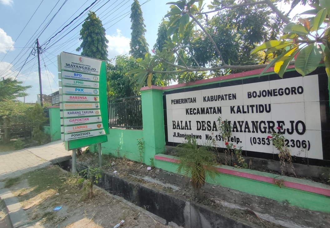 Titik Temu Prasasti Canggu dan Adan-adan