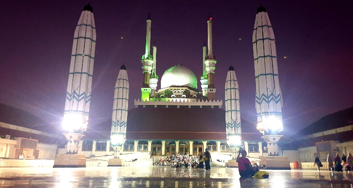 Indahnya Masjid Agung Jawa Tengah
