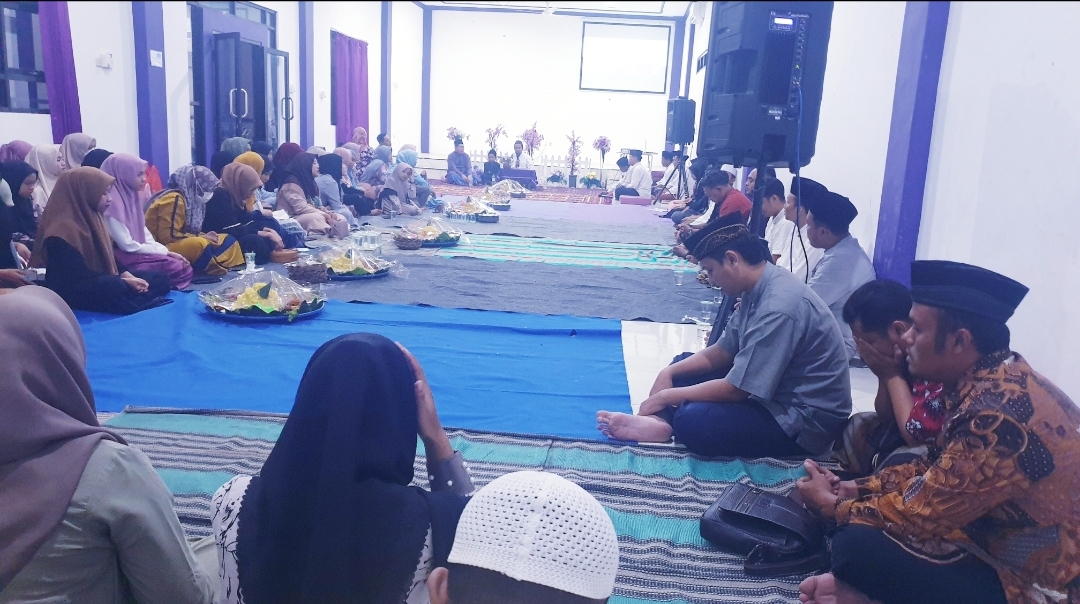 Istighosah Dan Doa Bersama Di Kampus Ungu