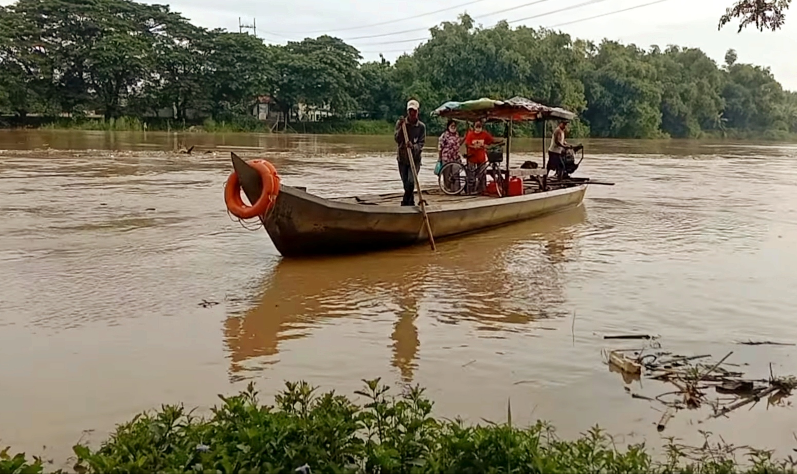 Bojonegoro Siaga Kuning, Tiap Jam Debit Air Naik Hingga 5 CM