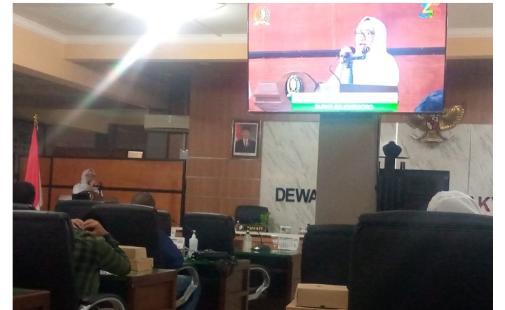 Bupati Bojonegoro Jelaskan Pandangan dan Jawaban dari Usulan Fraksi di DPRD