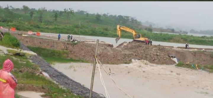 BPBD Bojonegoro: Memang Dibongkar untuk Mengurangi Luapan Air dari Waduk Pacal