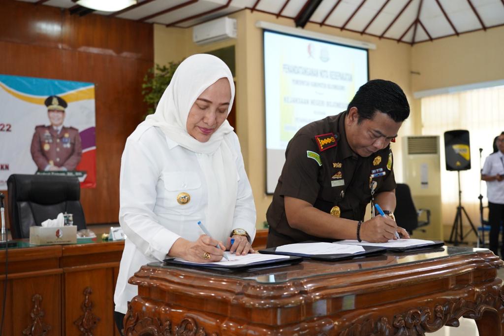 Pemkab Dan Kejari Bojonegoro Teken Mou Penanganan Hukum Perdata Tata