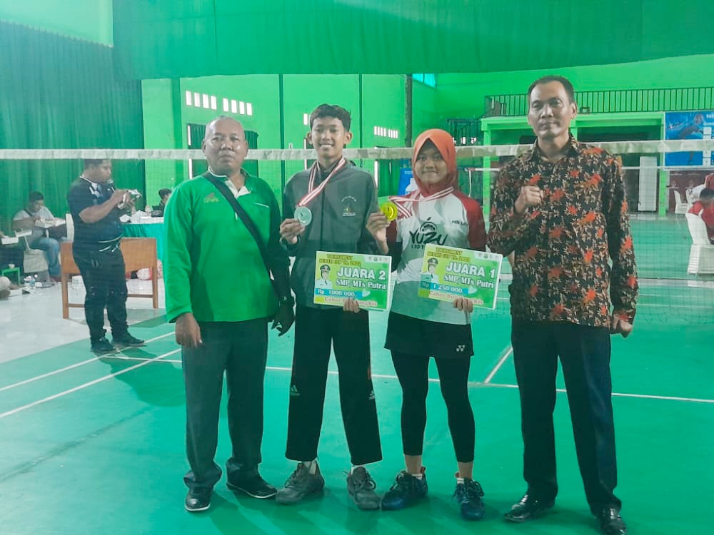 Menang Bupati Cup, Siswi MTs Negeri 1 Sabet Juara Tulungagung Open