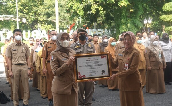 DPMPTSP Raih Penghargaan ZI ABK dari Kemenpan RB