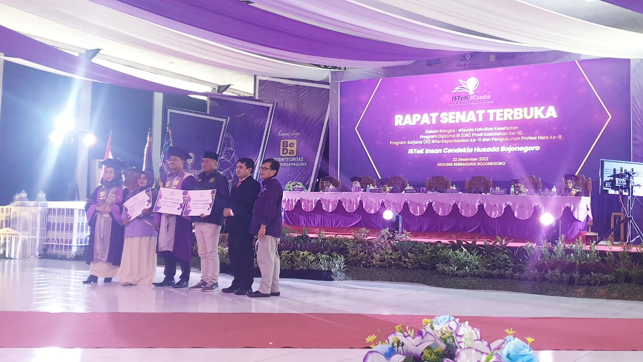 ISTeK ICsada Berikan 3 Hadiah Umroh