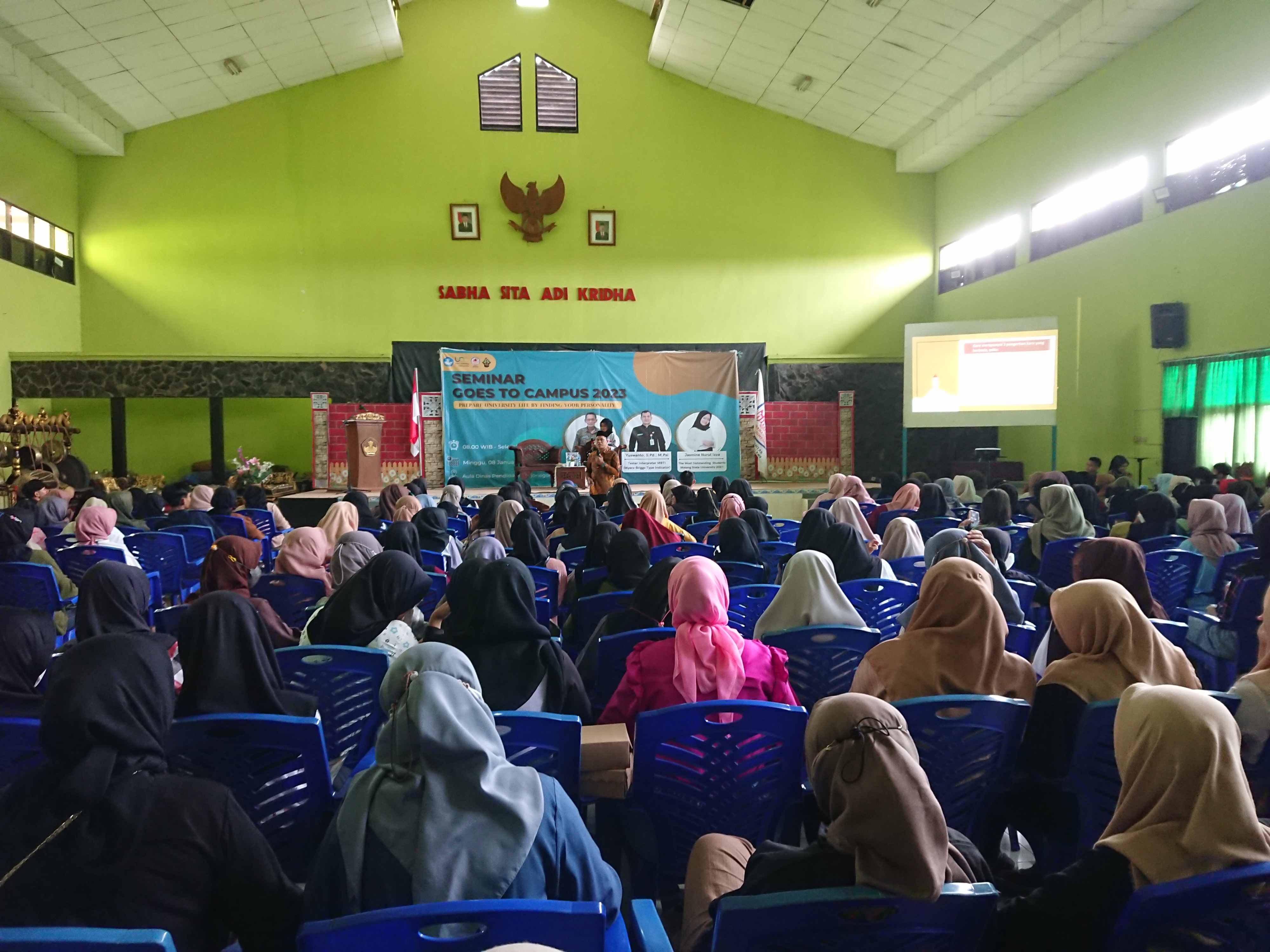 250 Pelajar Ikuti Seminar Goes to Campus 2023 Himabo UM