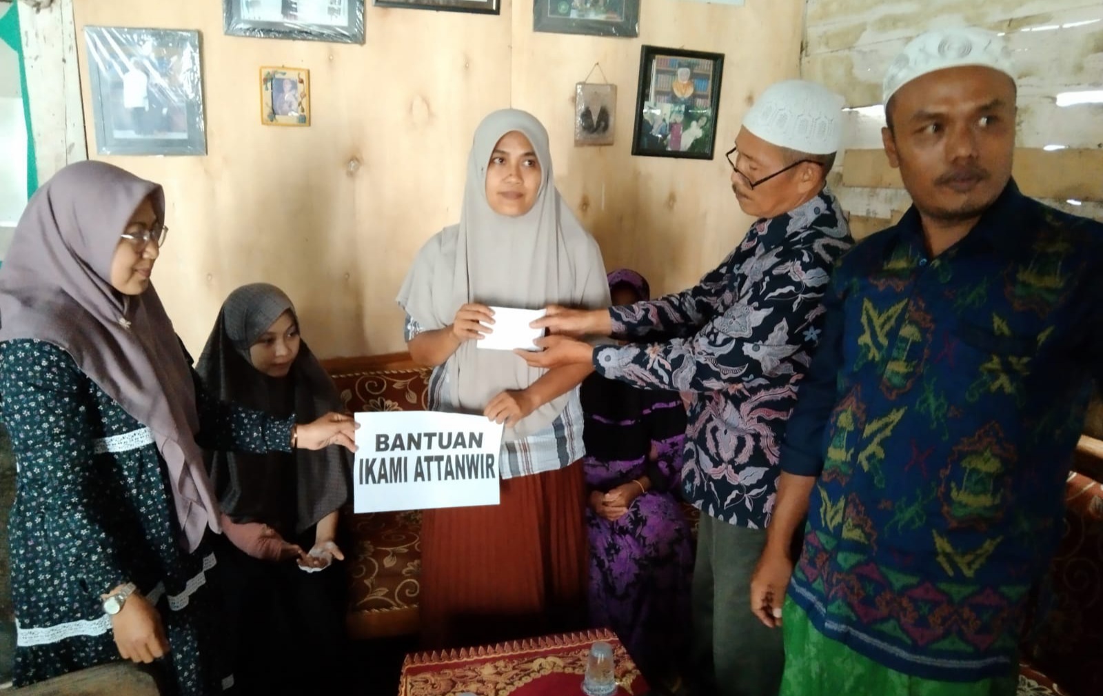 IKAMI ATTANWIR Bantu Alumni Korban Puting Beliung