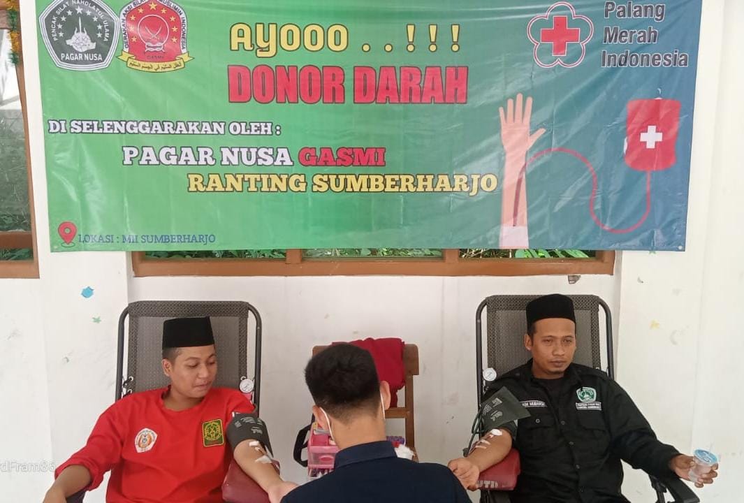 Peringati 1 Abad NU, PSNU Pagar Nusa Sumberejo Adakan Donor Darah