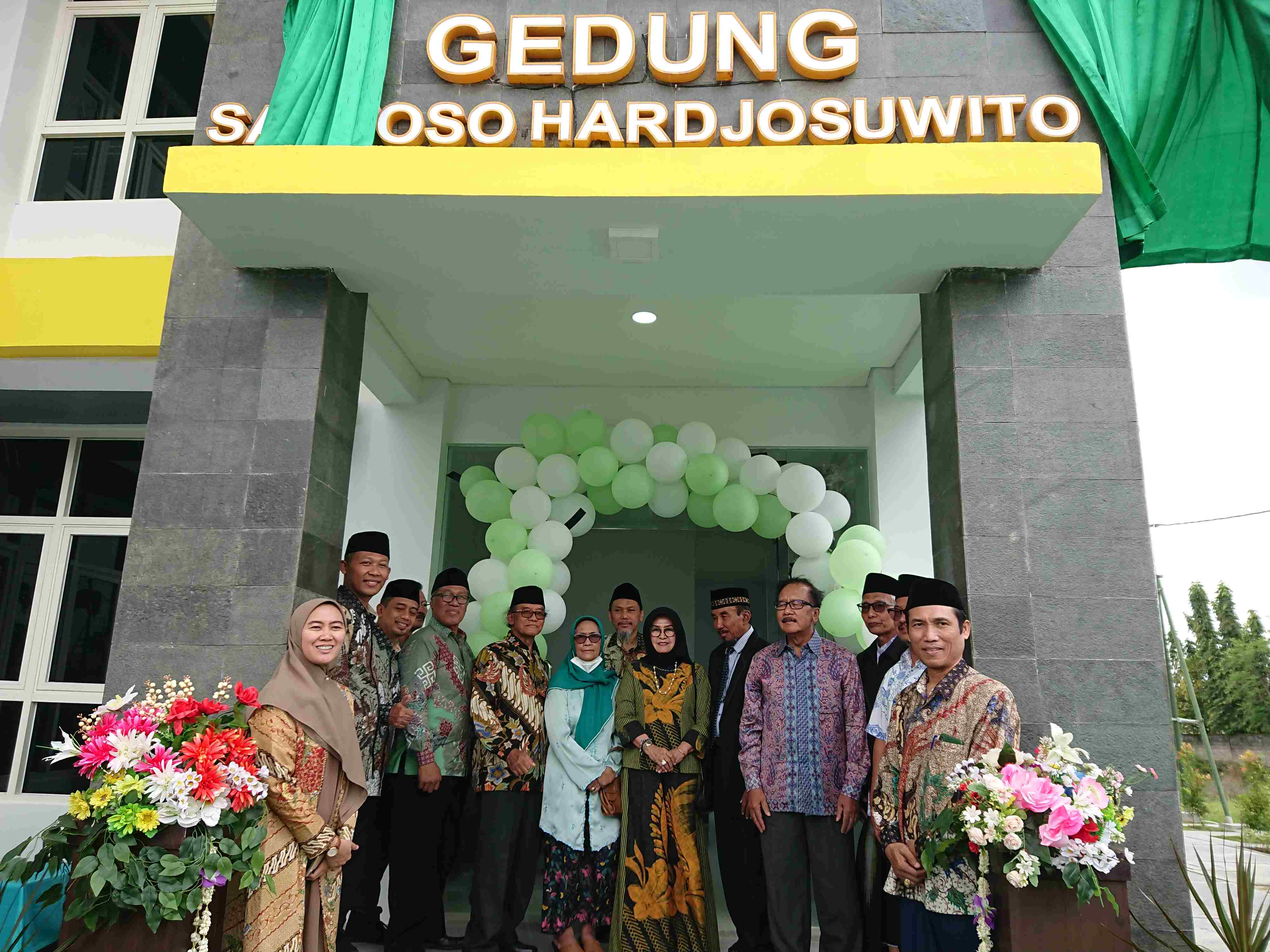 Begini Kisah Dibalik Gedung Santoso Hardjosuwito UNUGIRI Bojonegoro?