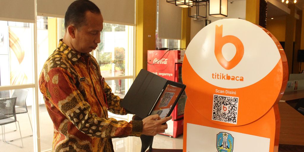 Tingkatkan Literasi, Ayo Baca Buku Digital di Titik Baca EJSC Bakorwil Bojonegoro