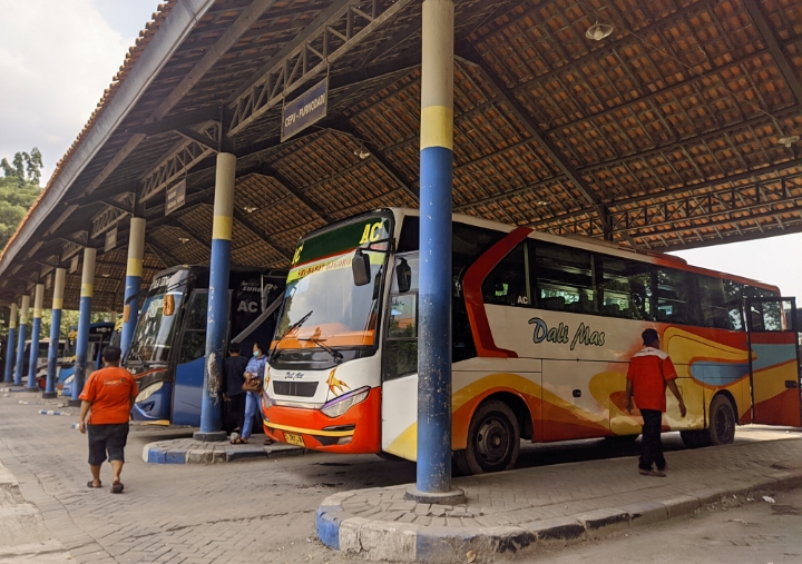 Puncak Arus Mudik di Terminal Bojonegoro Diprediksi H-2 Lebaran