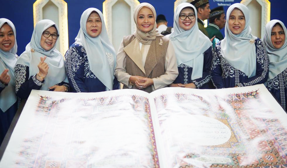 Lihat 9 Mushaf Fenomenal