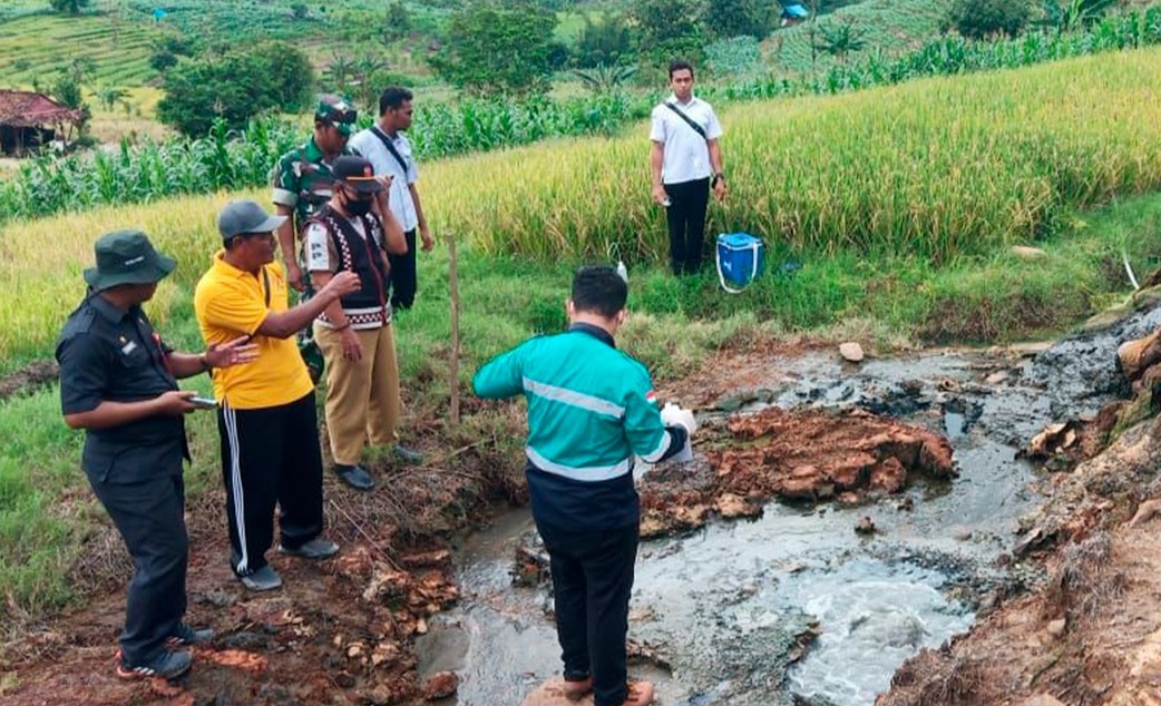 Begini Fakta Semburan Lumpur Berbau Belerang di Bukit Kramat Gondang