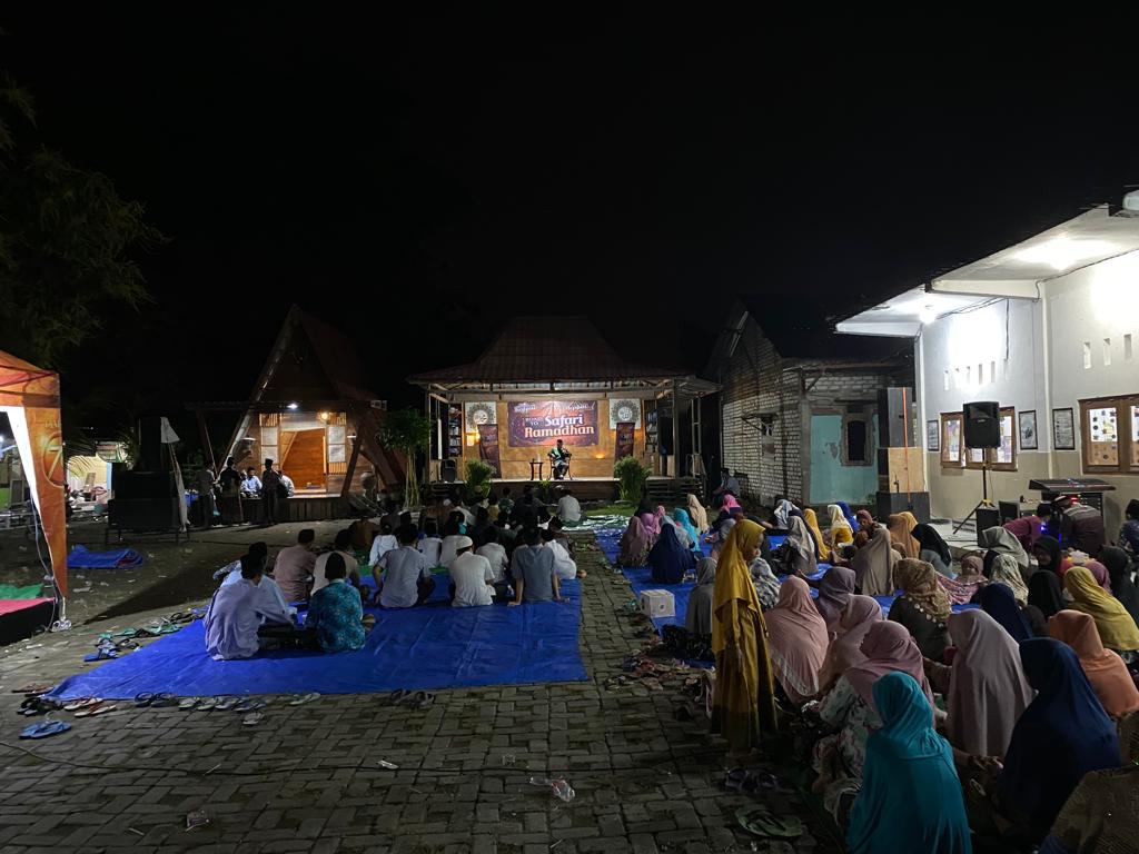 Ngabuburit Heppiii di Bojonegoro Dimeriahkan dengan Hiburan Musik Tradisional